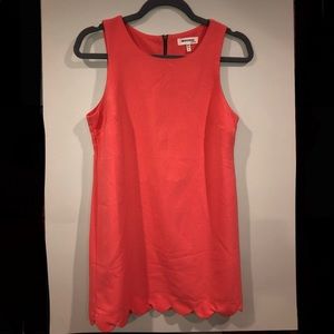 Monteu Scallop dress